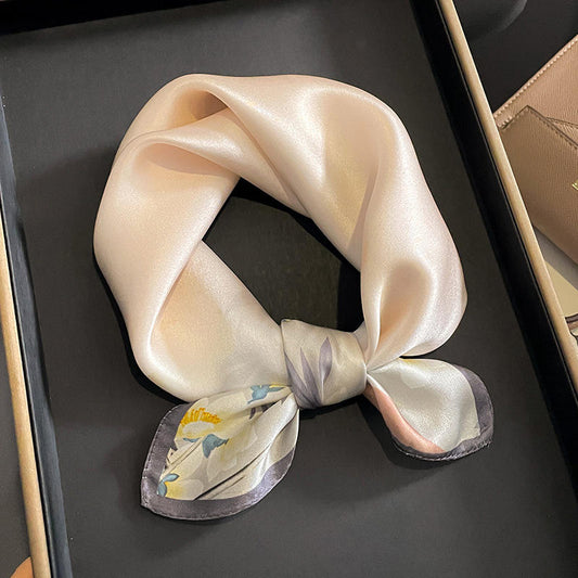 Light-colored floral retro print small square scarf