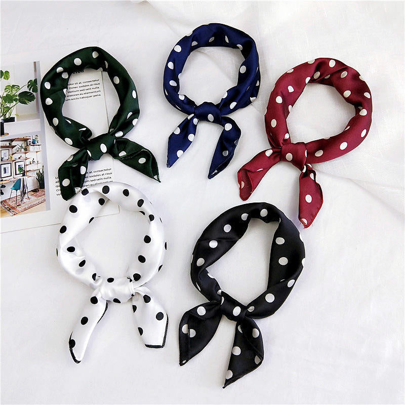 Elegant printed multifunctional scarf