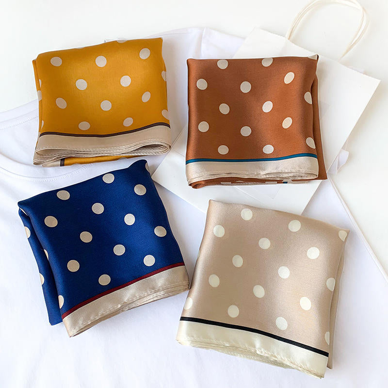 Summer Polka Dot Sunscreen Towel