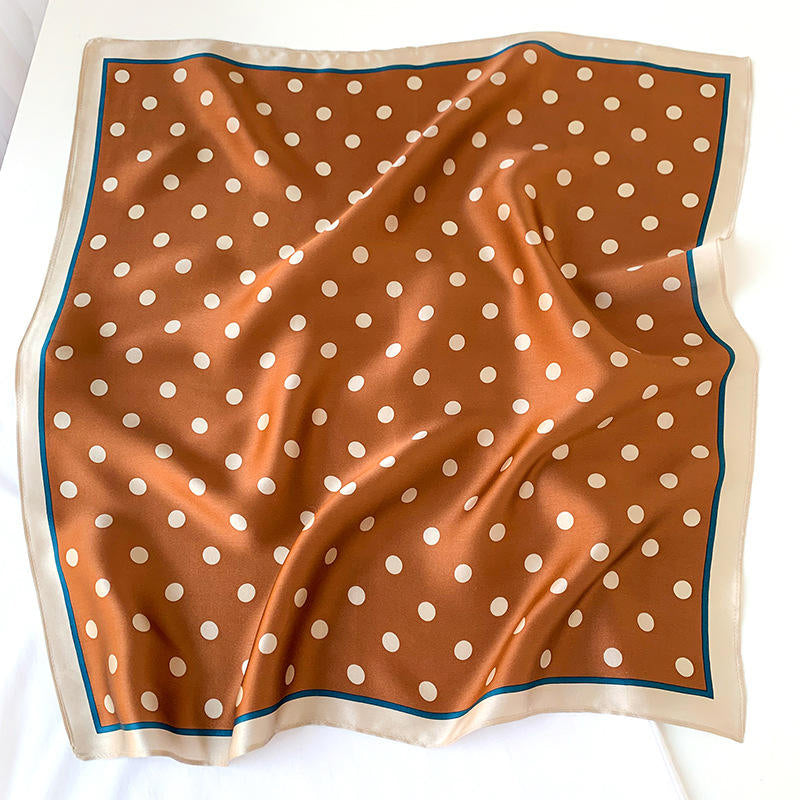 Summer Polka Dot Sunscreen Towel